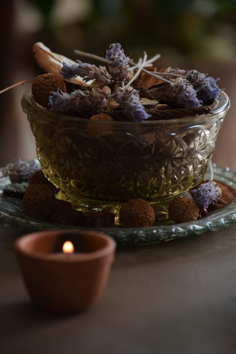 Top 5 Candles for Manifesting: Enhance Your Spiritual Practice