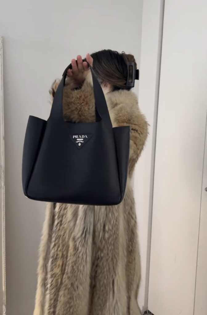 CLEAN GIRL IS OUT - HOW TO GET THE MOB WIFE AESTHETIC