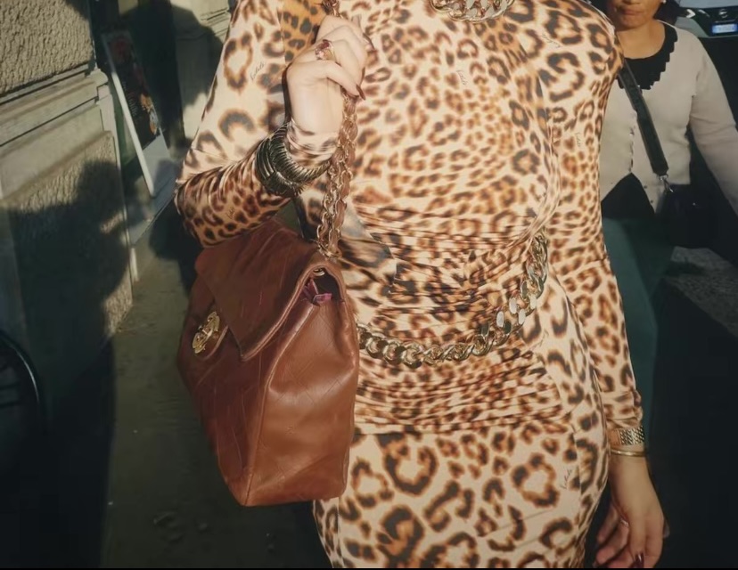 CLEAN GIRL IS OUT - HOW TO GET THE MOB WIFE AESTHETIC
