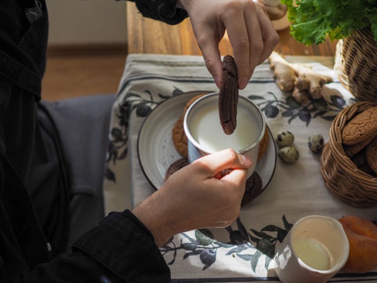 You Can’t Call Yourself British If You Don’t Do These 10 Things