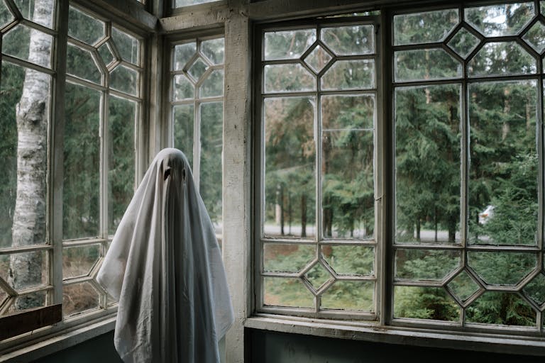 5 Real Places in the UK Said to Be Haunted And the Chilling Stories Behind Them