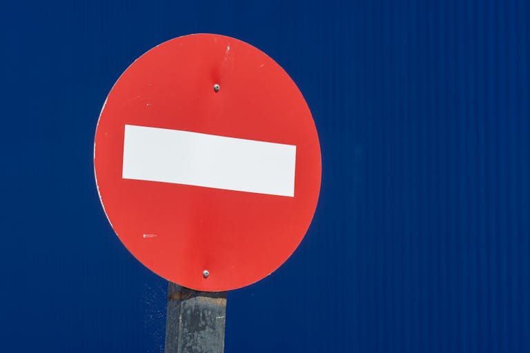 9 Things That Are Now Banned After Being Completely Normal in the 90’s