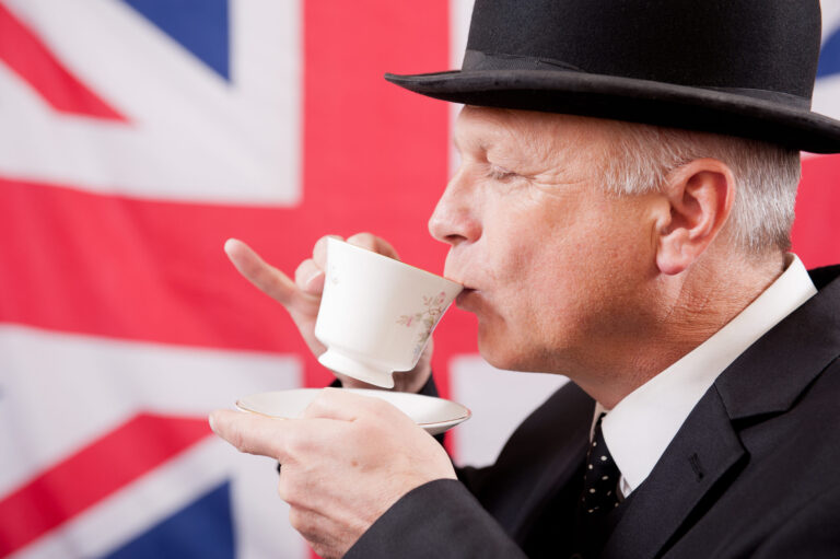 5 Reasons People Are Staying in the UK Despite Everything