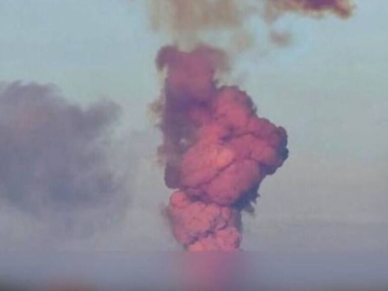 Failed Missile Launch Sends Purple Smoke over Russia Humiliating Putin