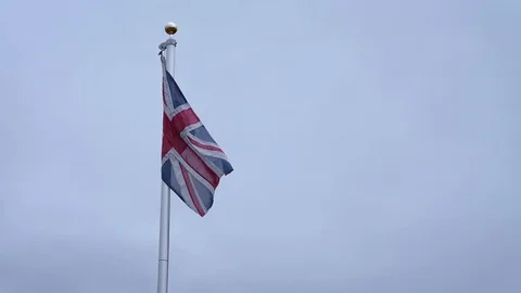 5 Reasons Everyone’s Leaving the UK
