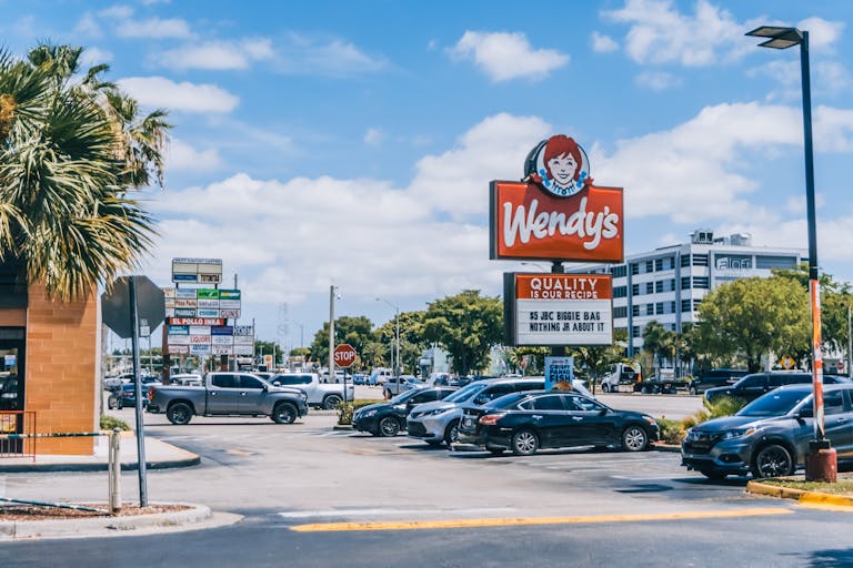 10 American Fast Food Chains Brits are Obsessed With 