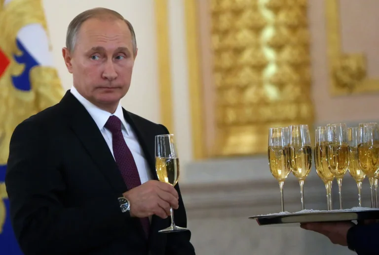 Inside Vladimir Putin’s Hidden Empire – What the Net Worth Money Trail Reveals